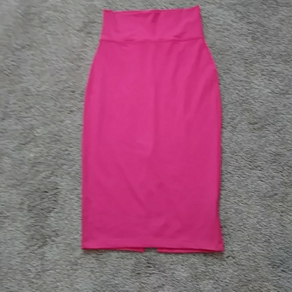 Bebe hot pink skirt